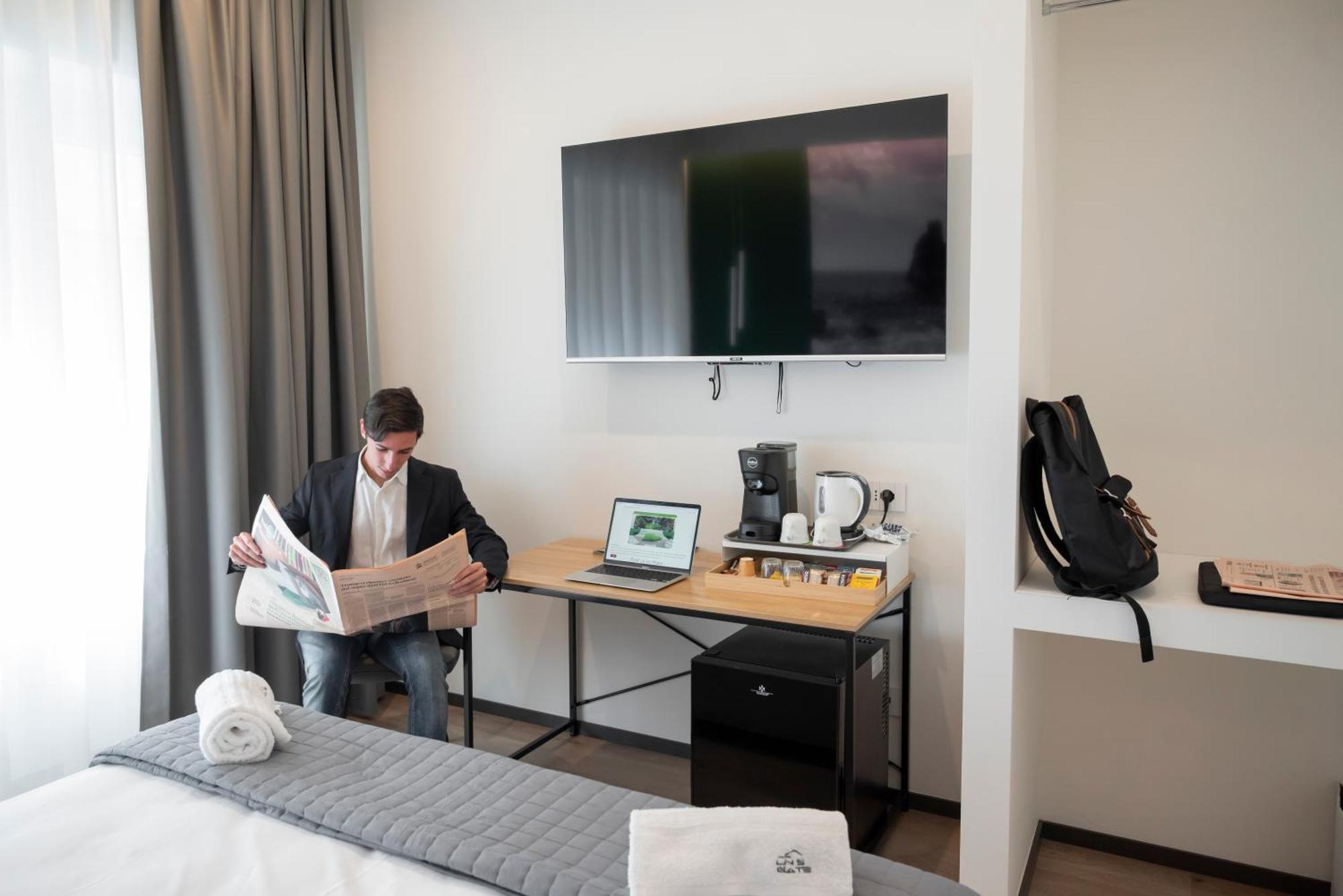 Guest house Ln 5 Gate-corso Italia *