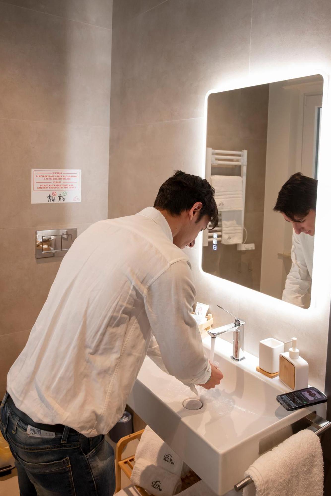 Guest house Ln 5 Gate-corso Italia *
